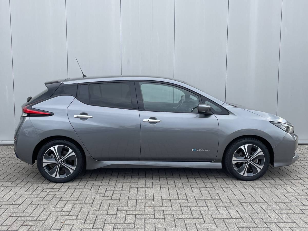 Nissan Leaf Nissan LEAF Tekna 40 kWh SOH 84,78% Navigatie, Adaptive Cruise Control, Climate Control, 360 Camera, Stoelverwarming