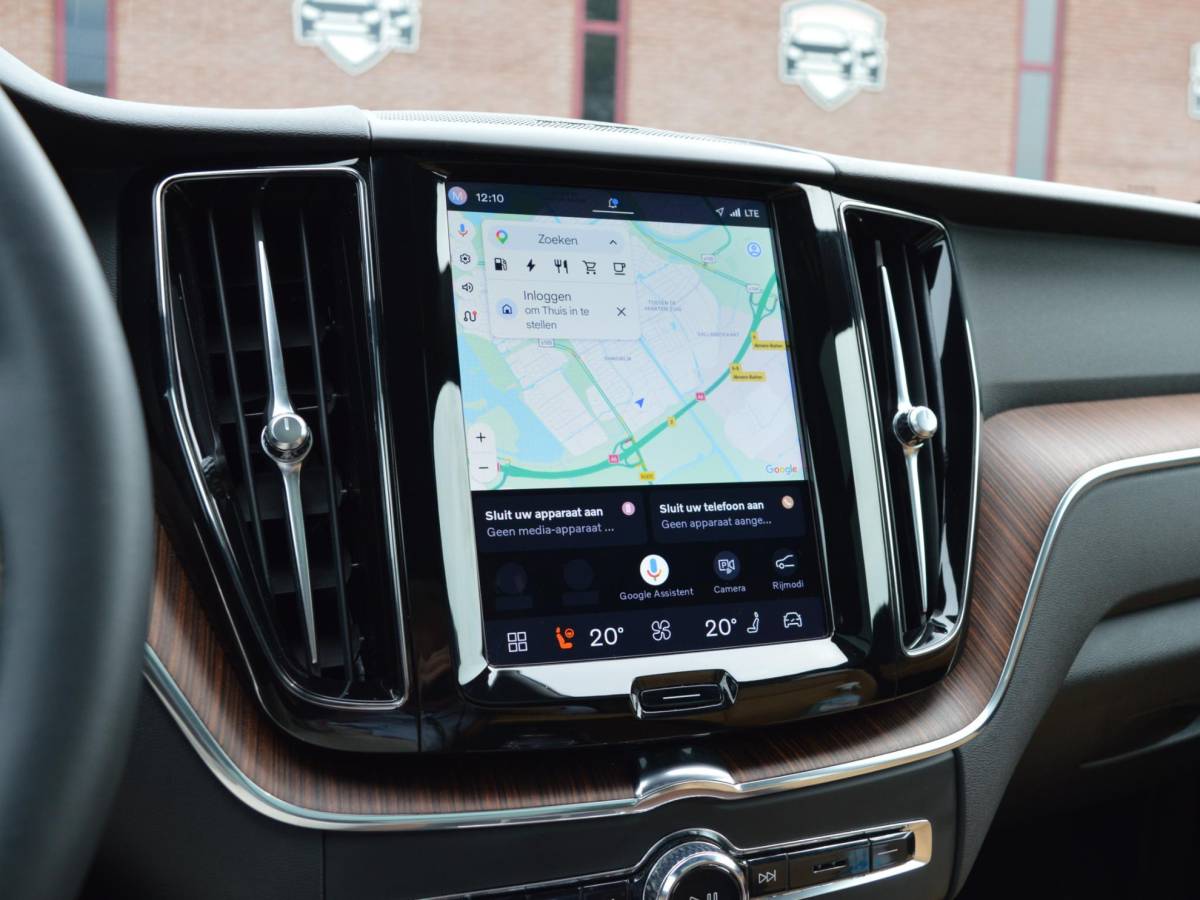 Volvo XC60 Volvo XC60 T6 Recharge AWD Plus Dark | Trekhaak | SOH 100%