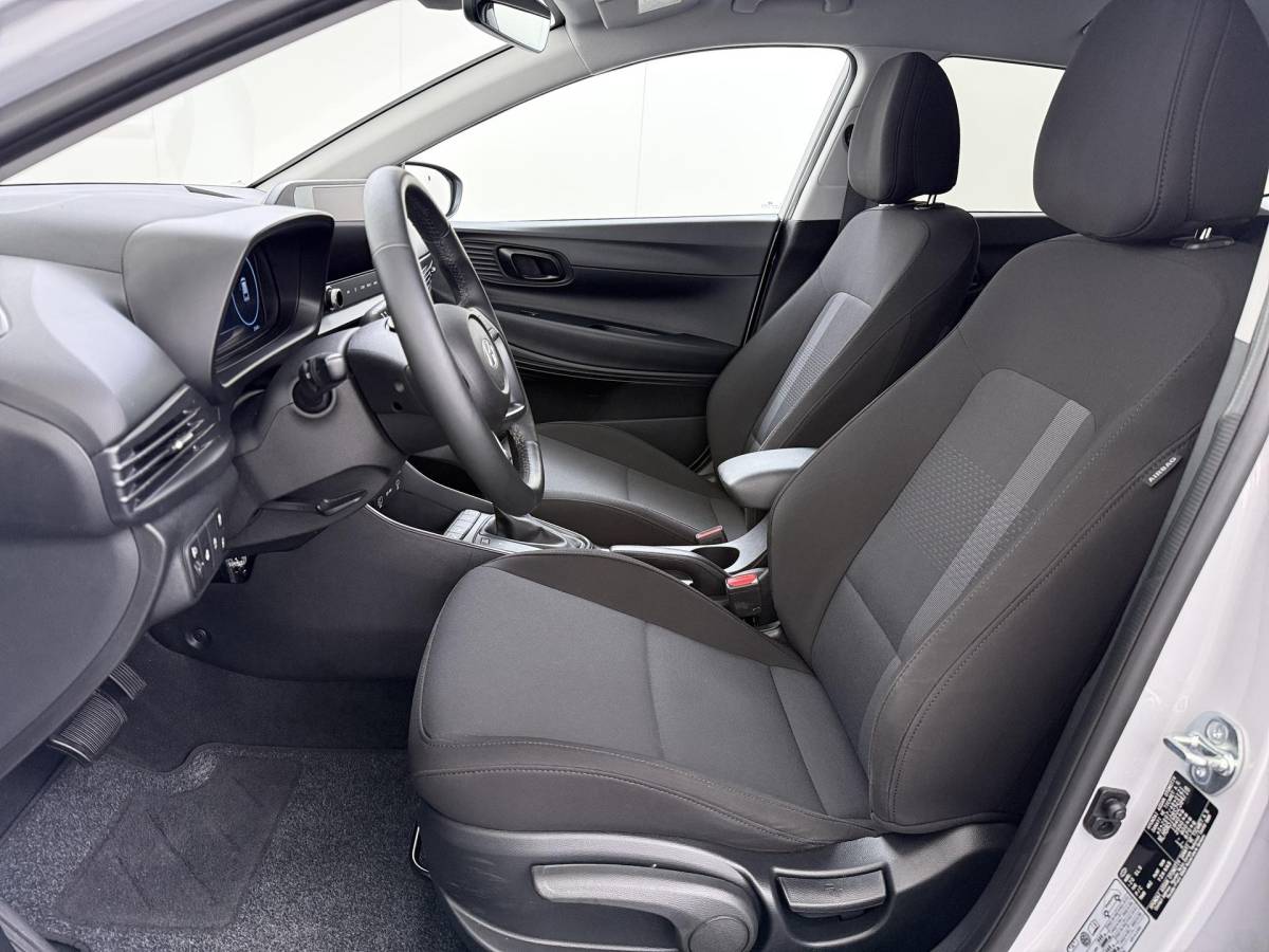 Hyundai i20 Hyundai i20 1.0 T-GDI Premium Stoel-En Stuurverwarming | Navigatie | Camera