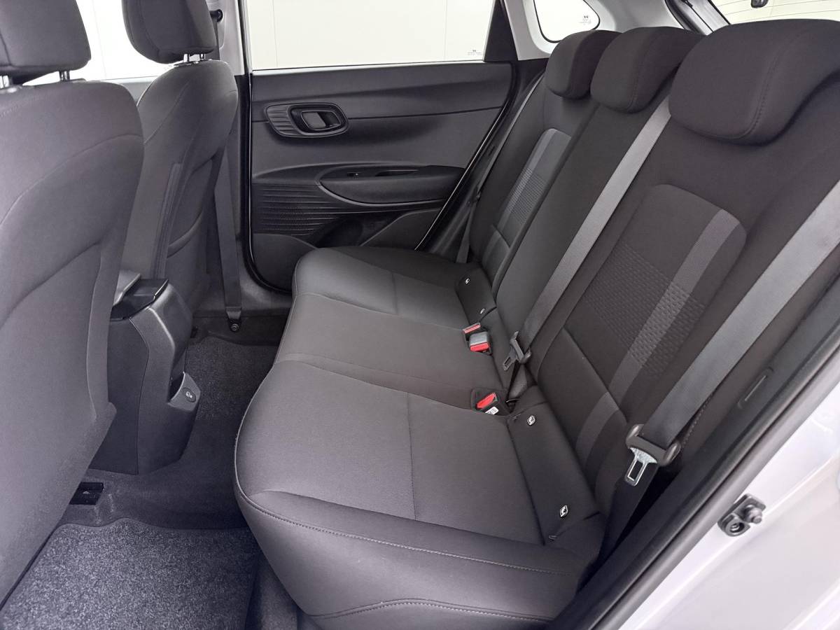 Hyundai i20 Hyundai i20 1.0 T-GDI Premium Stoel-En Stuurverwarming | Navigatie | Camera