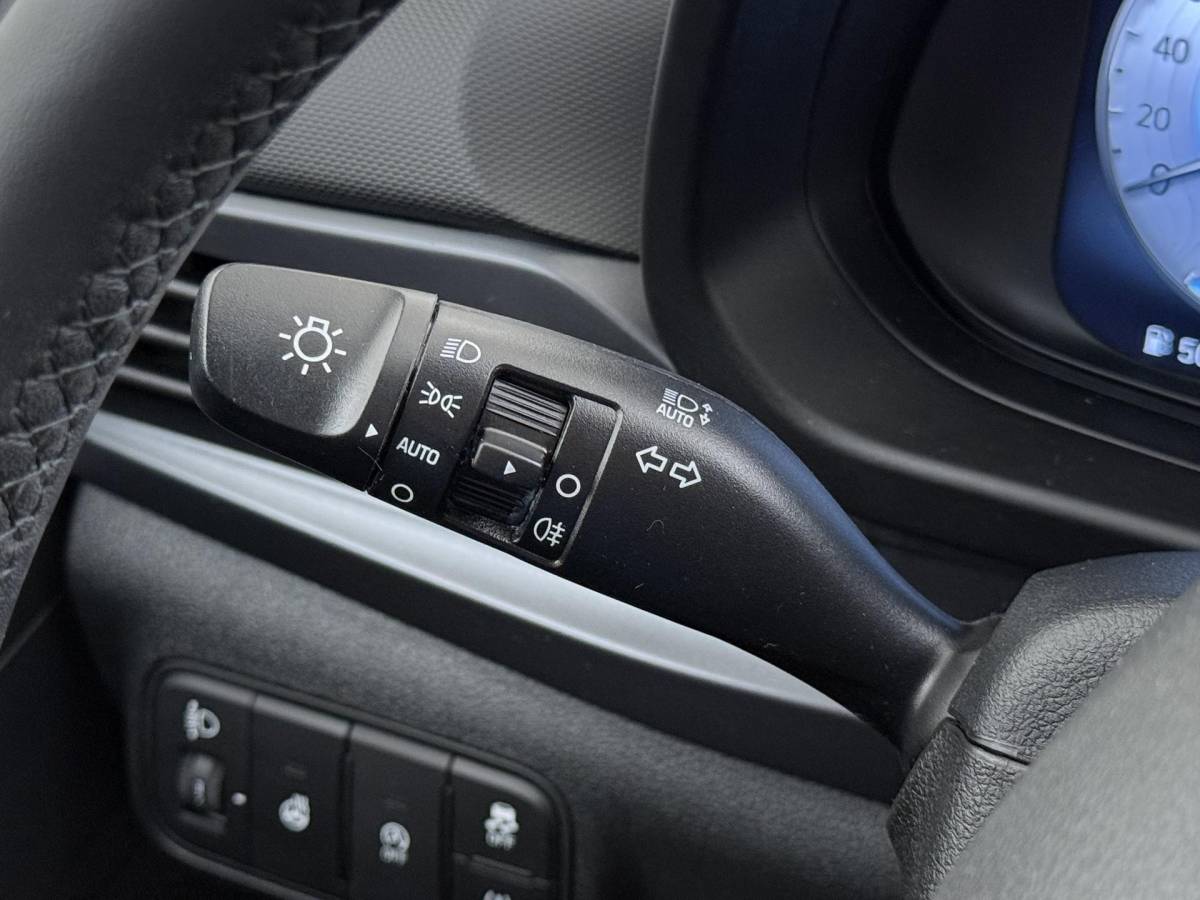 Hyundai i20 Hyundai i20 1.0 T-GDI Premium Stoel-En Stuurverwarming | Navigatie | Camera