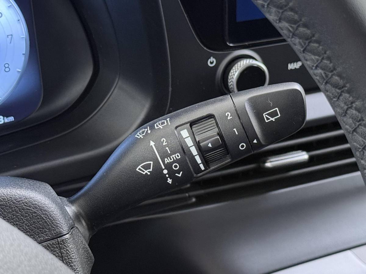 Hyundai i20 Hyundai i20 1.0 T-GDI Premium Stoel-En Stuurverwarming | Navigatie | Camera