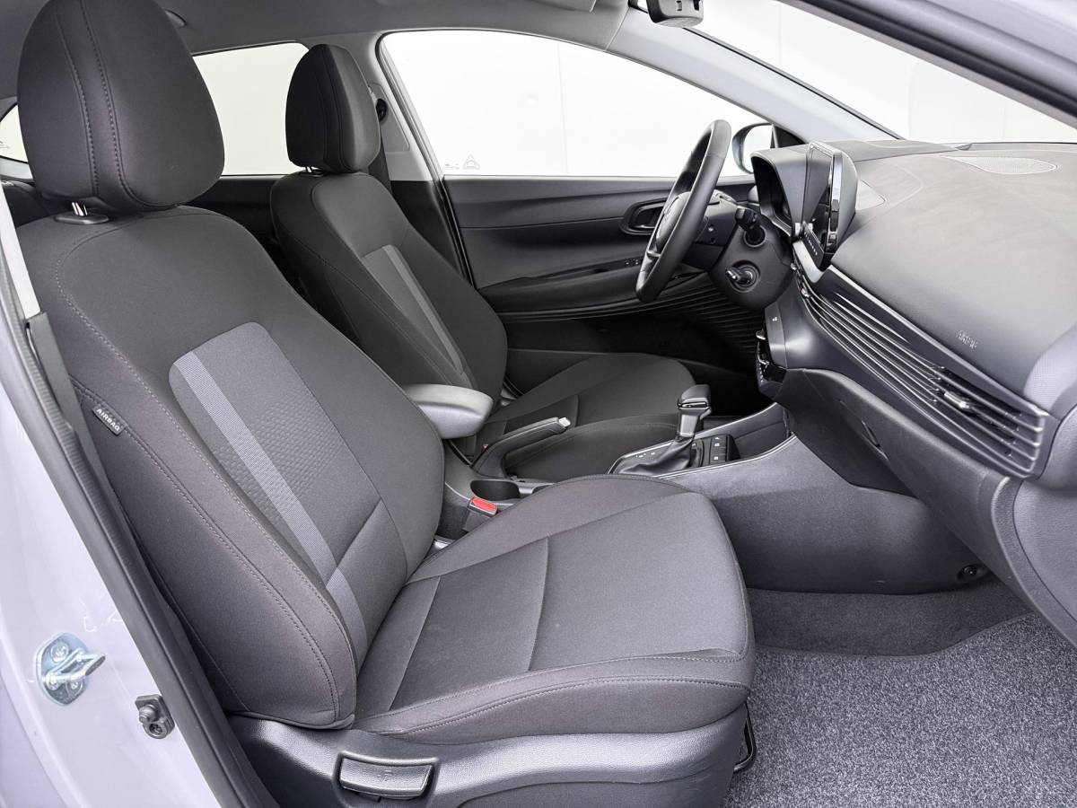 Hyundai i20 Hyundai i20 1.0 T-GDI Premium Stoel-En Stuurverwarming | Navigatie | Camera