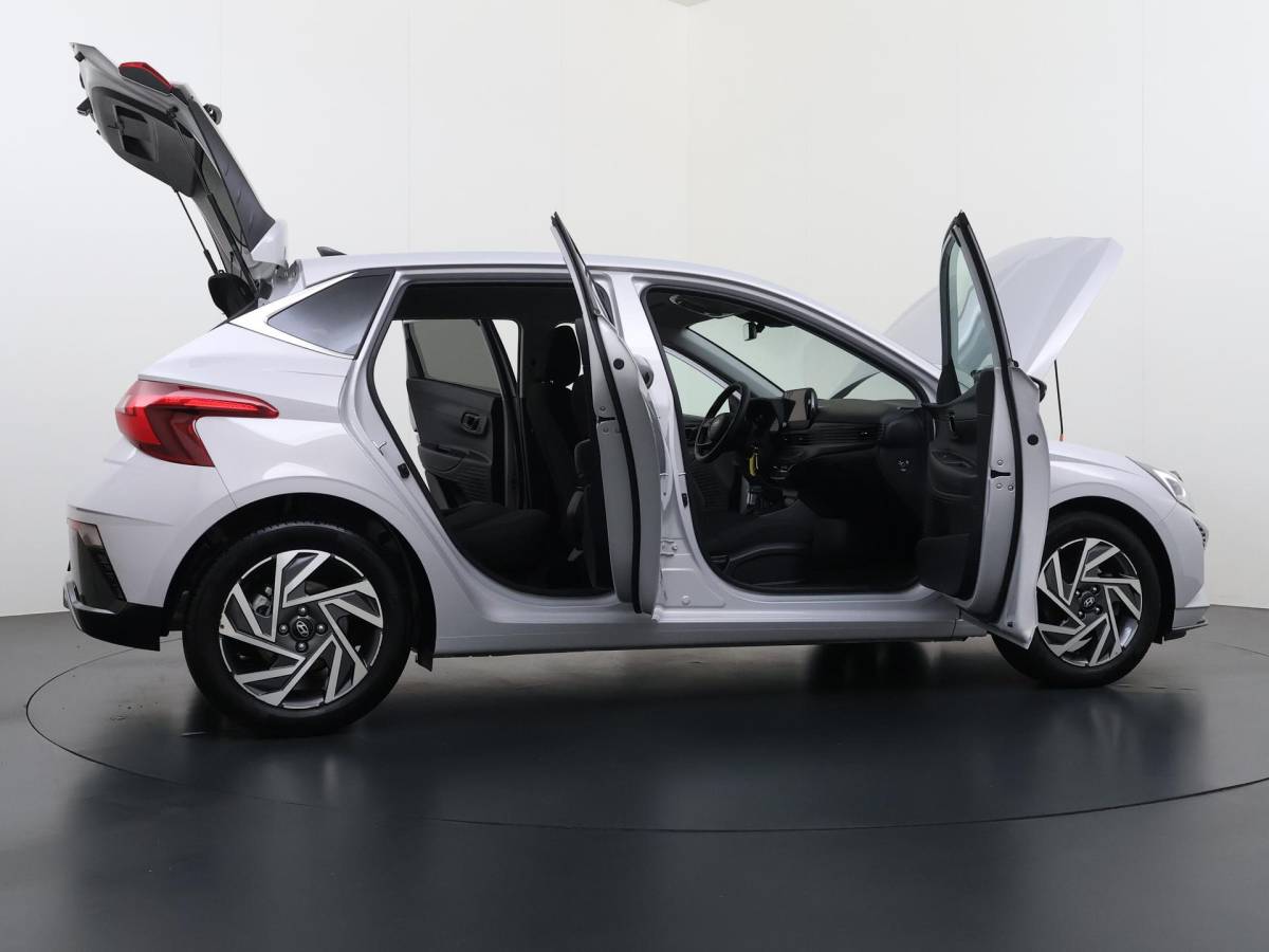 Hyundai i20 Hyundai i20 1.0 T-GDI Premium Stoel-En Stuurverwarming | Navigatie | Camera