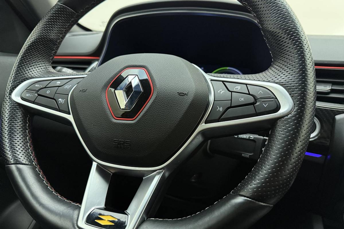 Renault Arkana Renault Arkana 1.6 E-Tech hybrid 145 E-Tech engineered |  Apple carplay/Android auto | Stoel + Stuurverwarming | Climate control | Alcantara |
