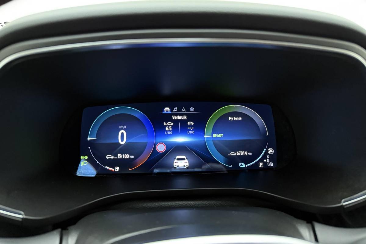 Renault Arkana Renault Arkana 1.6 E-Tech hybrid 145 E-Tech engineered |  Apple carplay/Android auto | Stoel + Stuurverwarming | Climate control | Alcantara |
