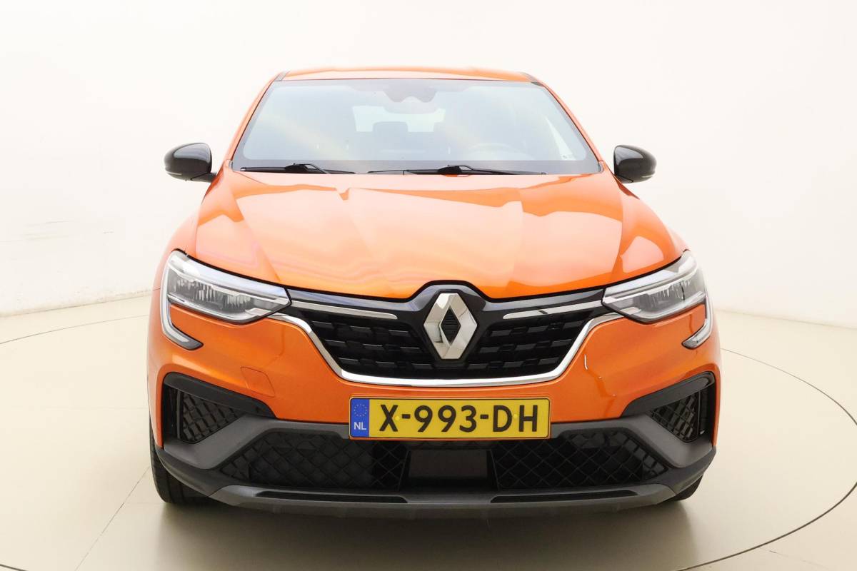 Renault Arkana Renault Arkana 1.6 E-Tech hybrid 145 E-Tech engineered |  Apple carplay/Android auto | Stoel + Stuurverwarming | Climate control | Alcantara |