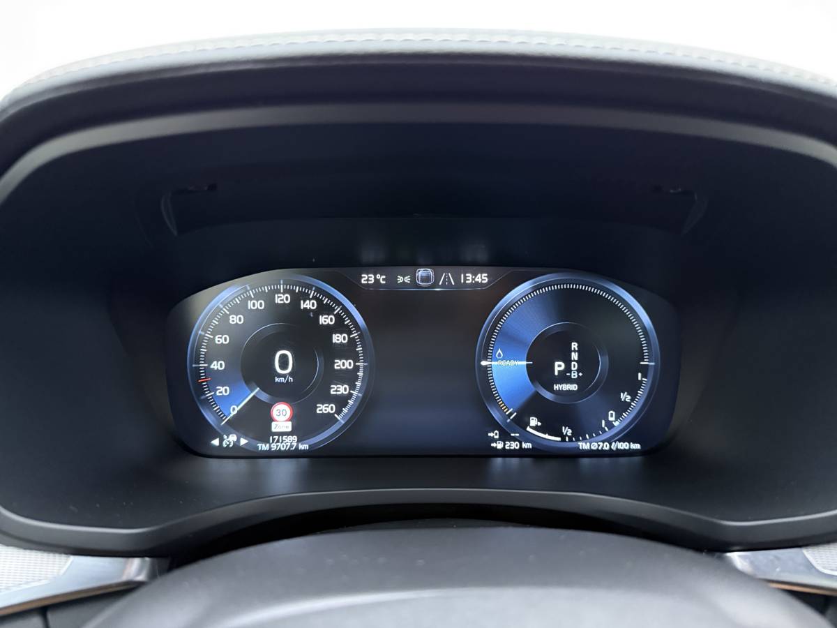 Volvo S60 Volvo S60 T8 405pk AWD Polestar Engineered / Panoramadak / 20” / Styling Kit / Black Pack / Harman&Kardon Audio / Head-Up / Flippers / Getint Glas / 360 Camera / DAB / Full-LED / Gelaagd Glas /
