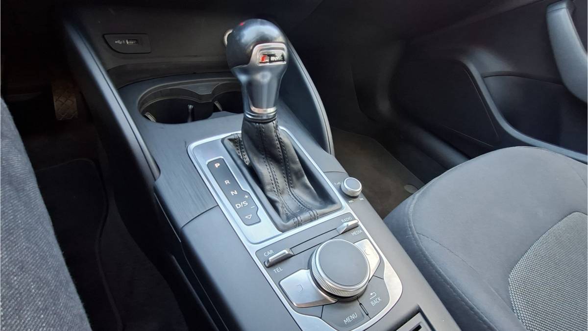 Audi A3 Audi A3 Limousine 1.0 TFSI Climatic Audio I-Drive White buddy