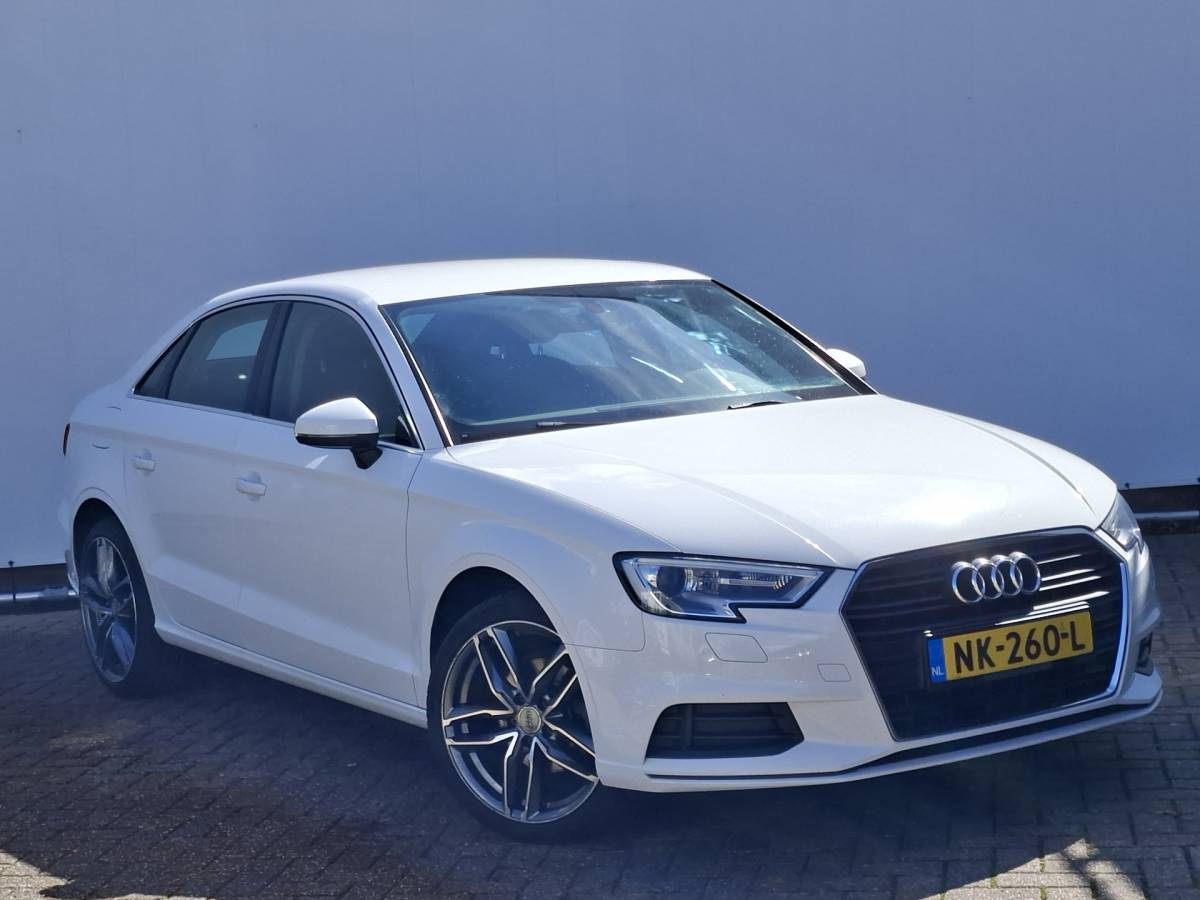 Audi A3 Audi A3 Limousine 1.0 TFSI Climatic Audio I-Drive White buddy