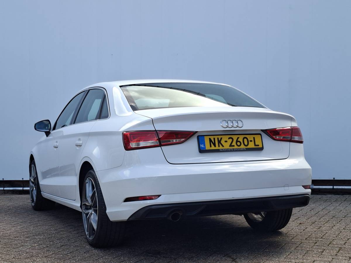 Audi A3 Audi A3 Limousine 1.0 TFSI Climatic Audio I-Drive White buddy