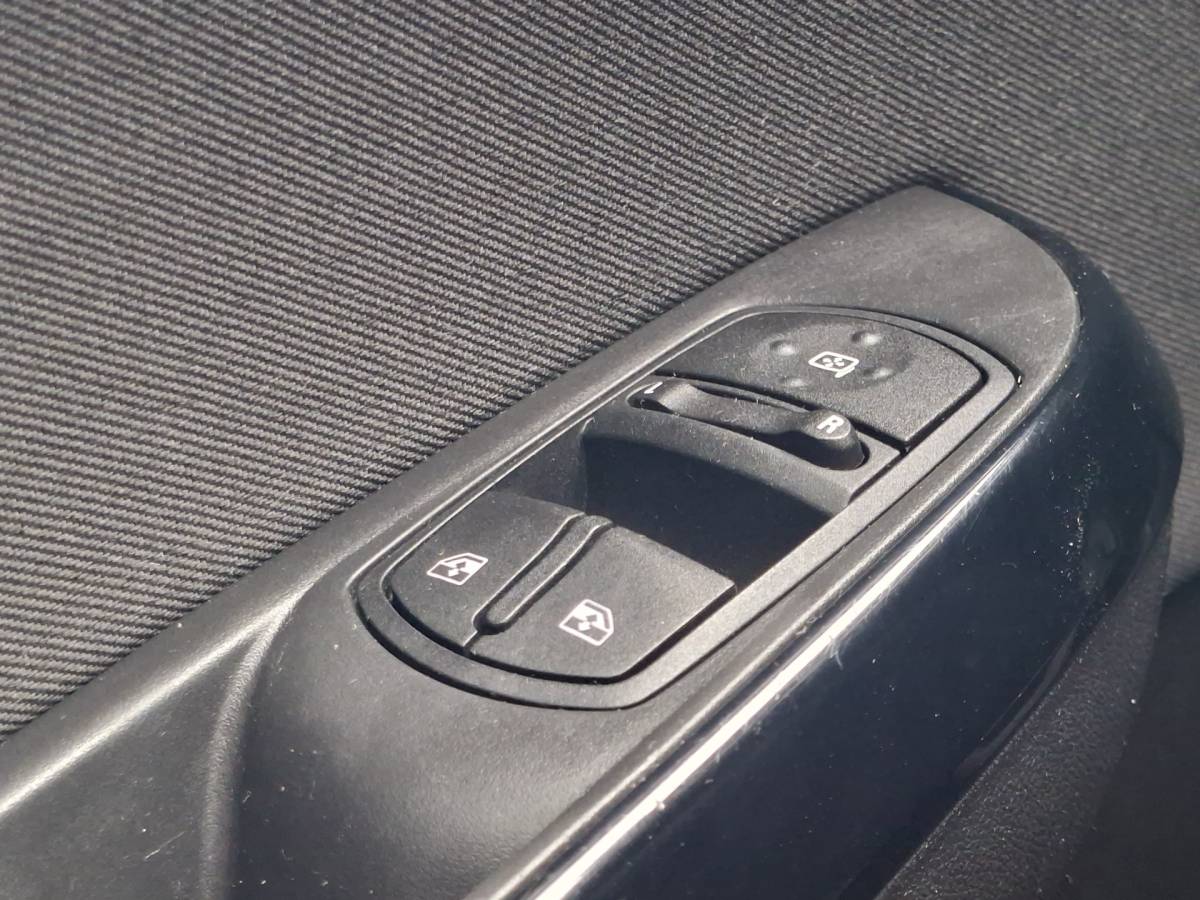 Opel Corsa Opel Corsa 1.4 120 Jaar Edition Stoel/Stuurverw. Carplay Clima Cruise 5-Deurs