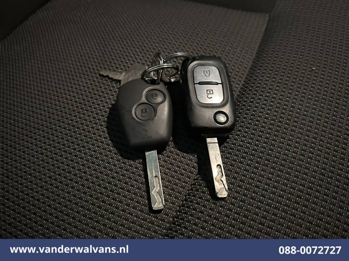 Renault Master Renault Master 2.3 dCi 146pk  Chassis Cabine Euro6 Airco | Navigatie | LED | Cruisecontrol Bijrijdersbank