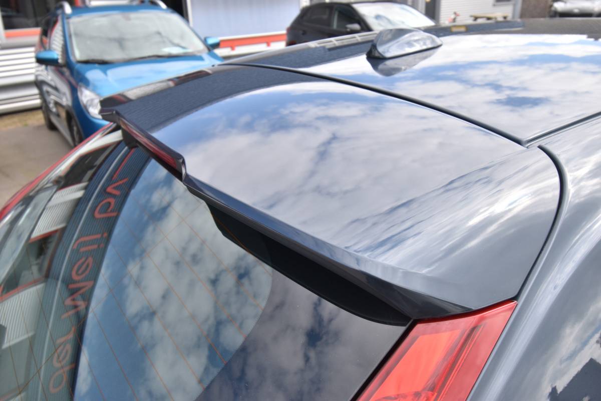 Volvo V40 Volvo V40 1.5 T2 Nordic+ , CLIMATRONIC , V ST VERW , LED KOPL , NAVI , BL TOOTH ,