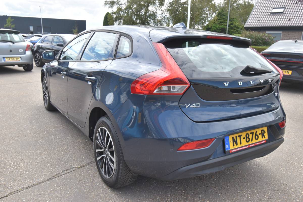 Volvo V40 Volvo V40 1.5 T2 Nordic+ , CLIMATRONIC , V ST VERW , LED KOPL , NAVI , BL TOOTH ,