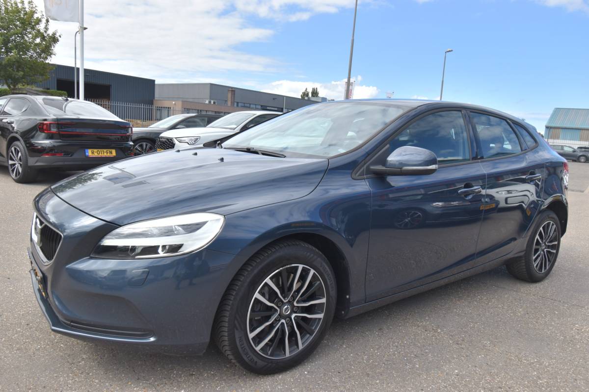 Volvo V40 Volvo V40 1.5 T2 Nordic+ , CLIMATRONIC , V ST VERW , LED KOPL , NAVI , BL TOOTH ,