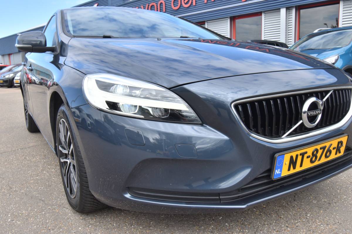 Volvo V40 Volvo V40 1.5 T2 Nordic+ , CLIMATRONIC , V ST VERW , LED KOPL , NAVI , BL TOOTH ,