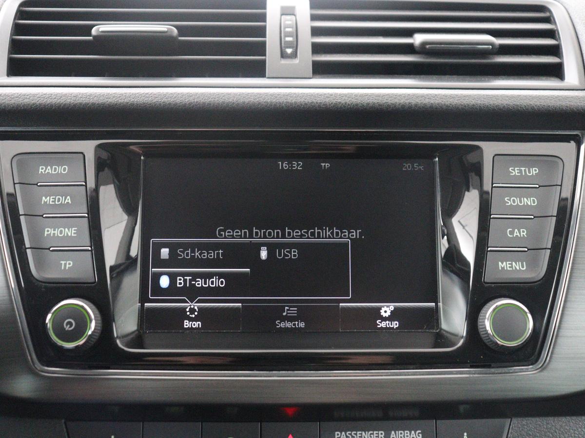 Škoda Fabia Skoda Fabia Combi 1.2 TSI First Edition Style | Bluetooth | DAB | Park assist |  Climate control | Trekhaak | NAP 167.835km. | 17″ velgen