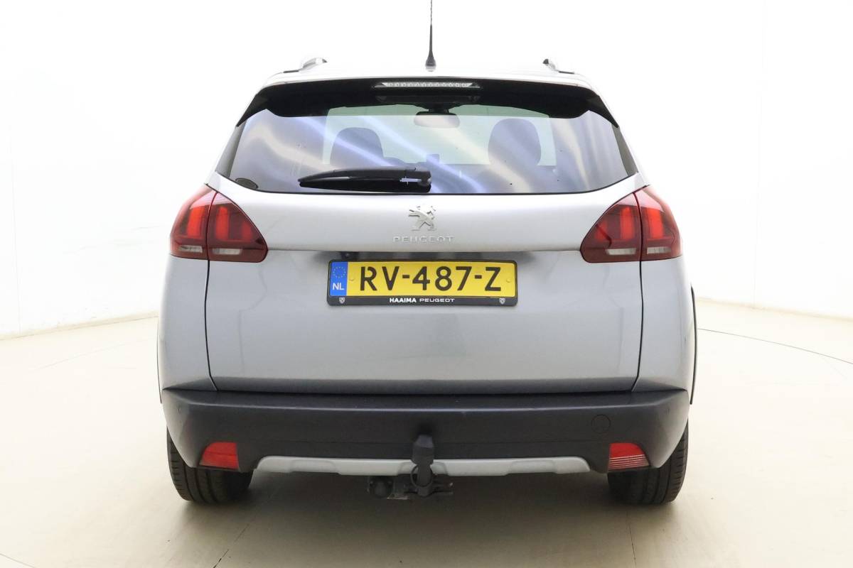 Peugeot 2008 Peugeot 2008 1.2 PureTech Allure | Apple carplay/Android auto | Navigatie | Achteruitrijcamera | 110PK | Cruise control | Climate control | Trekhaak