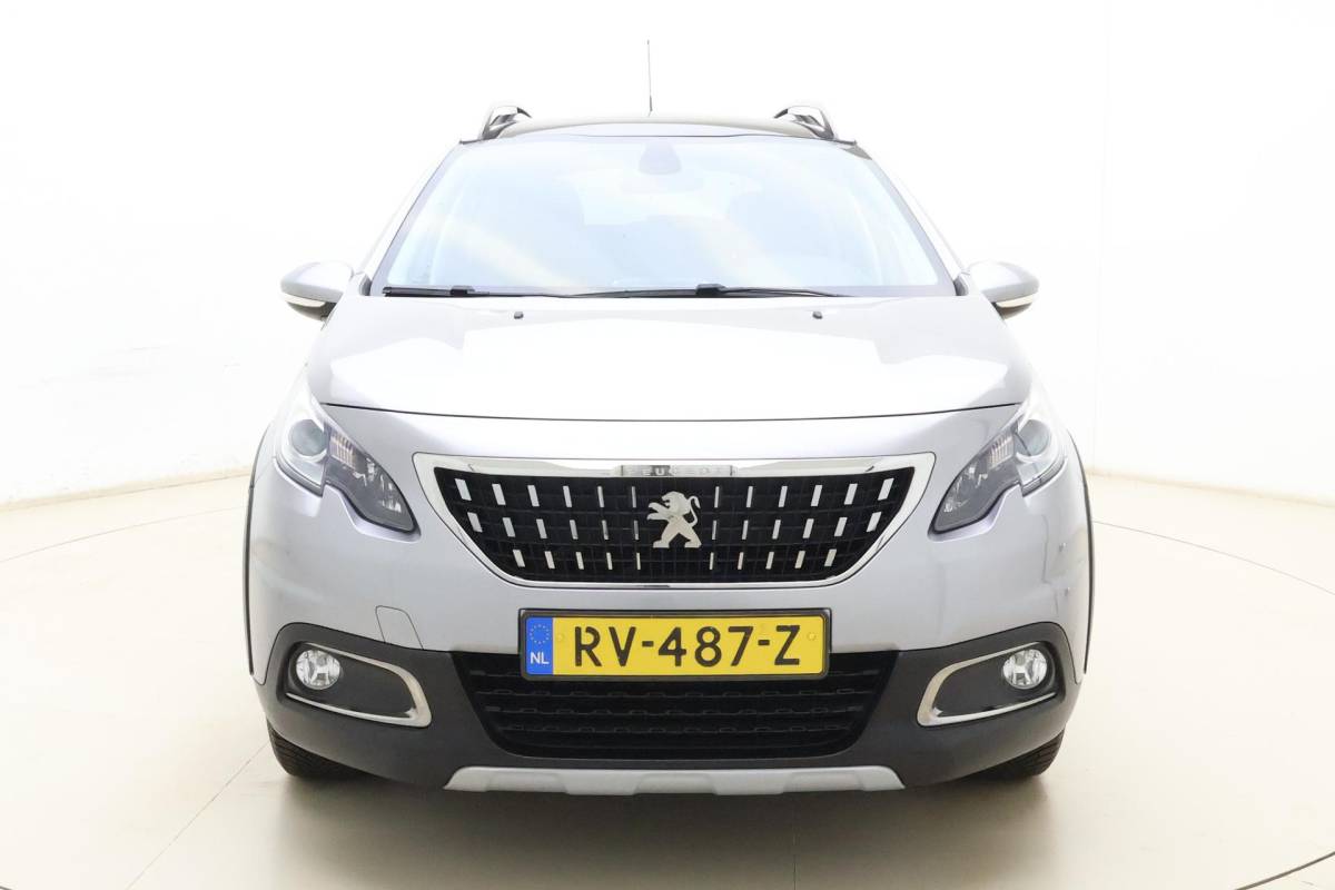 Peugeot 2008 Peugeot 2008 1.2 PureTech Allure | Apple carplay/Android auto | Navigatie | Achteruitrijcamera | 110PK | Cruise control | Climate control | Trekhaak