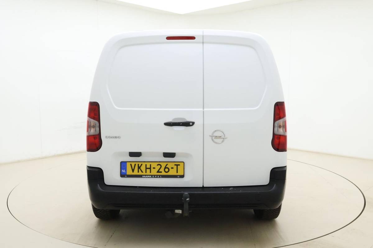 Opel Combo Opel Combo 1.5D L1H1 Edition | Trekhaak | Airco | Cruise control | Bluetooth | Houten laadvloer | Zijschuifdeur