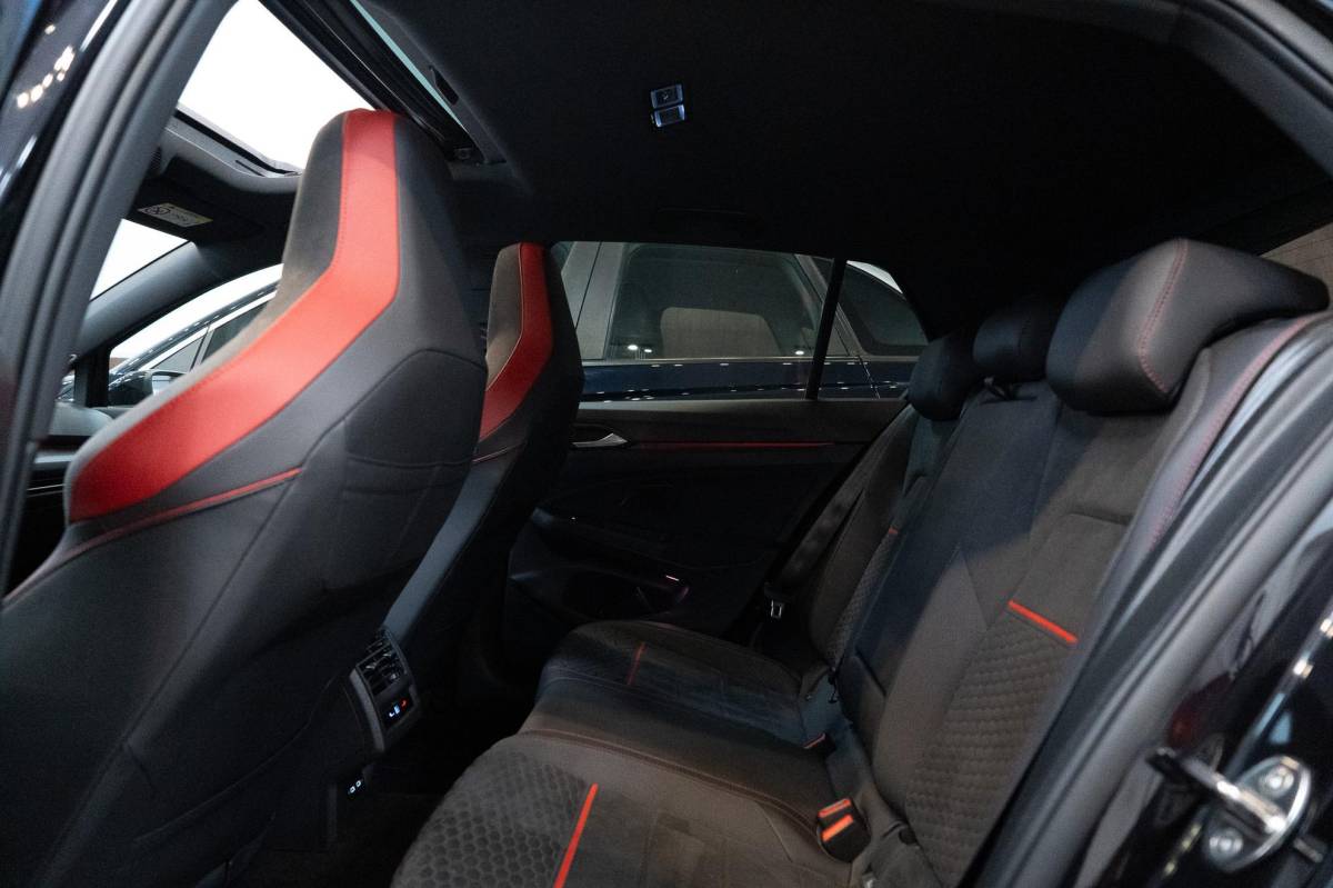 Volkswagen Golf Volkswagen Golf 2.0 TSI GTI Clubsport PANO|HARMAN|HUD|IQ