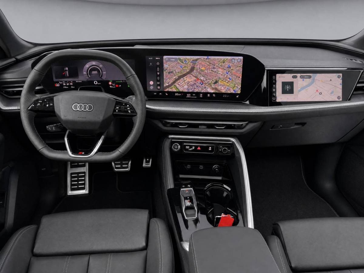 Audi Q5 Audi Q5 2.0TFSIe-hybrid 220kW/299PK quattro S Line · Panoramadak · Trekhaak · 360°Camera + Parkeersensoren · Leder · Garantie t/m 17-05-2030 of 120000km.