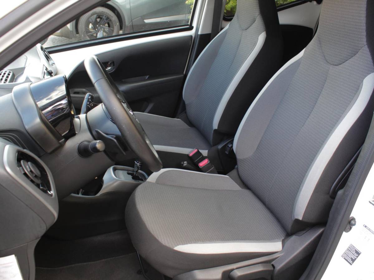 Toyota Aygo Toyota Aygo 1.0 VVT-i x-joy cabrio Automaat | Carplay / Android Auto | Clima | Camera