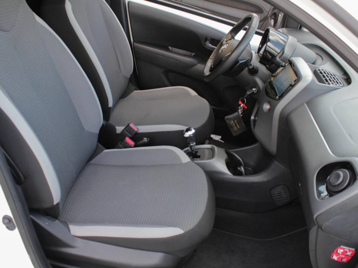 Toyota Aygo Toyota Aygo 1.0 VVT-i x-joy cabrio Automaat | Carplay / Android Auto | Clima | Camera