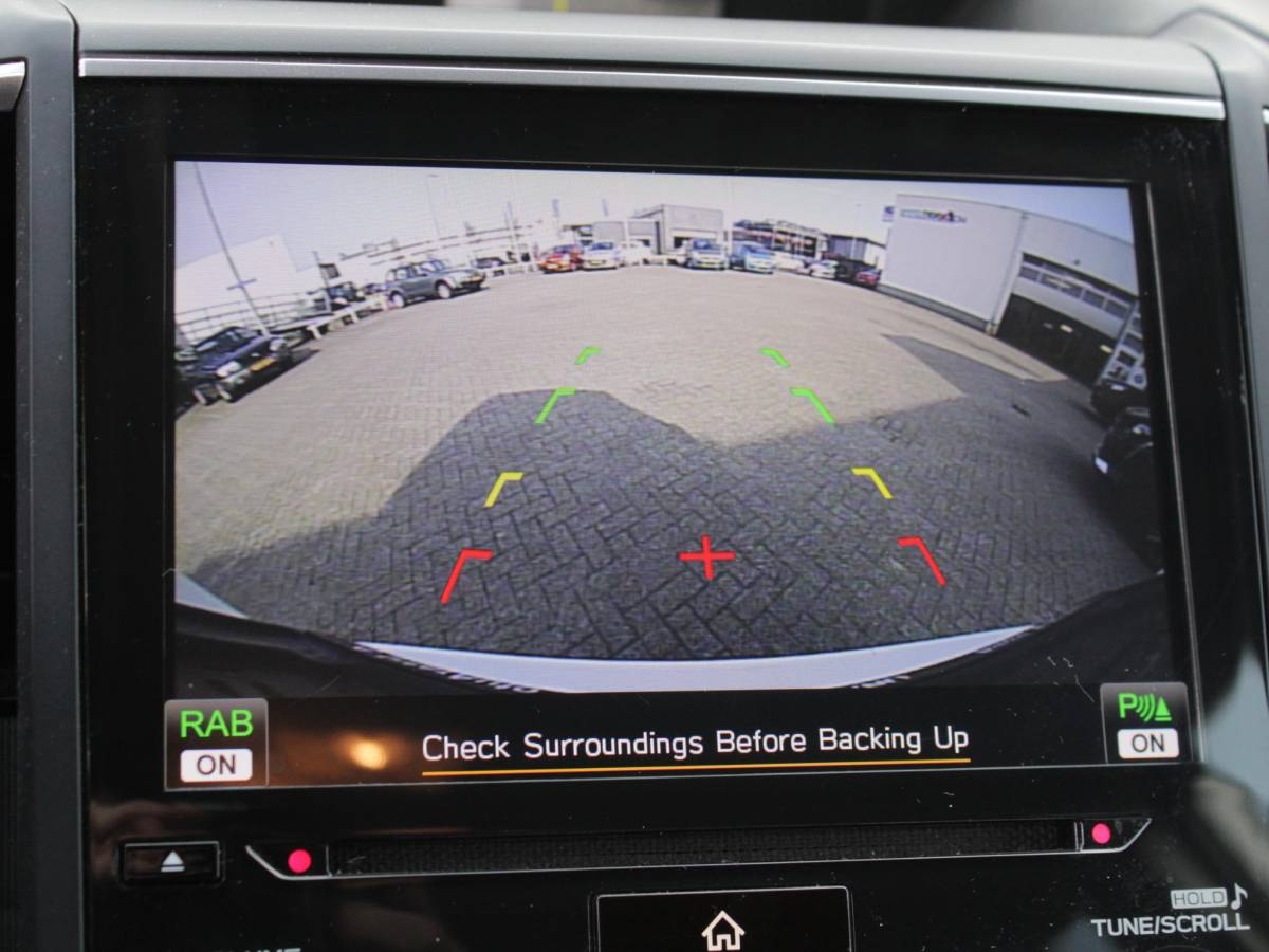 Subaru Forester Subaru Forester 2.0i e-BOXER Luxury | Carplay Navigatie | Camera | Clima | Trekhaak