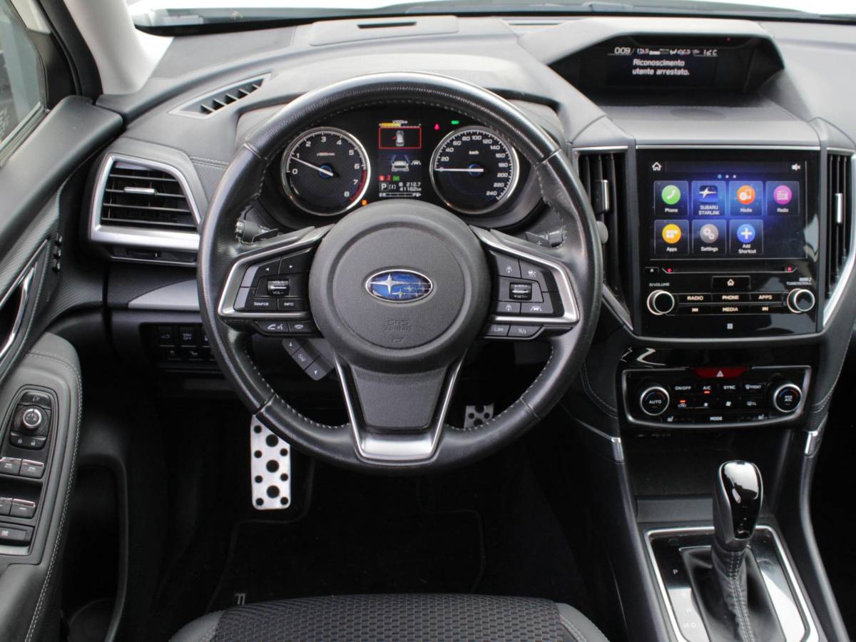 Subaru Forester Subaru Forester 2.0i e-BOXER Luxury | Carplay Navigatie | Camera | Clima | Trekhaak