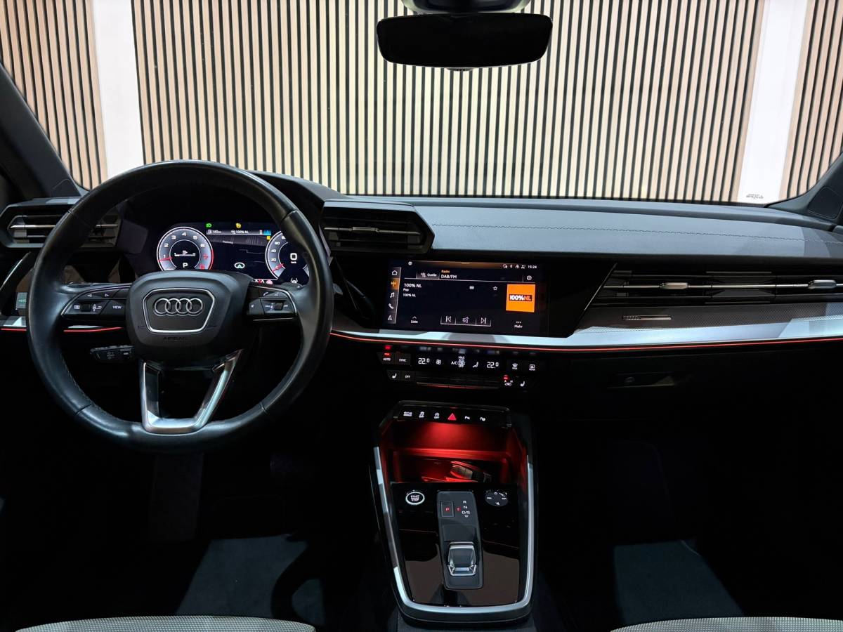 Audi A3 Audi A3 Sportback 35 TFSI S edition 3x S-line Pano Camera Face lift Virtual