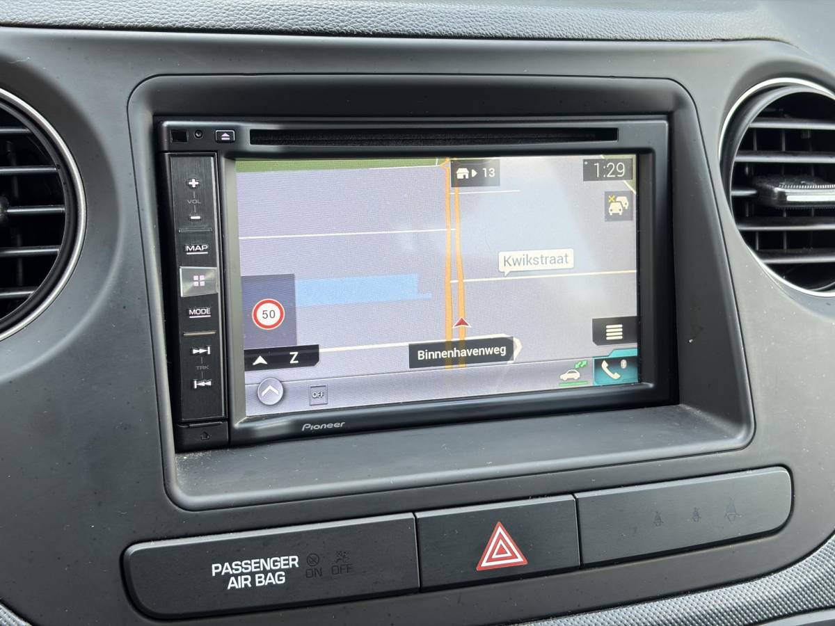 Hyundai i10 Hyundai i10 1.0i i-Motion Go! 2016 ✓Navi✓Clima✓Cruise✓Recent beurt gehad✓2eEigenaar✓5 Deurs✓N.A.P✓Weinig km✓Zeer Zuinig✓Apk tot 03-2027