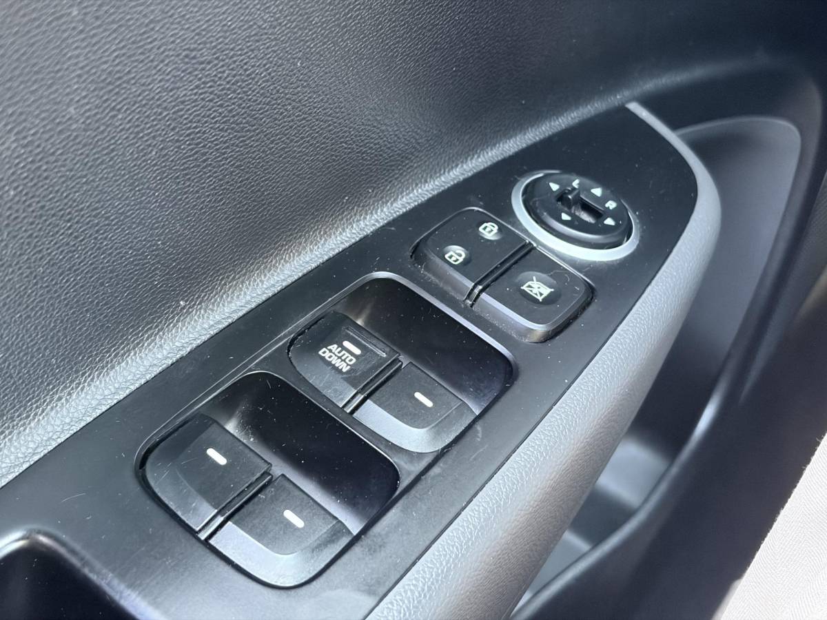 Hyundai i10 Hyundai i10 1.0i i-Motion Go! 2016 ✓Navi✓Clima✓Cruise✓Recent beurt gehad✓2eEigenaar✓5 Deurs✓N.A.P✓Weinig km✓Zeer Zuinig✓Apk tot 03-2027