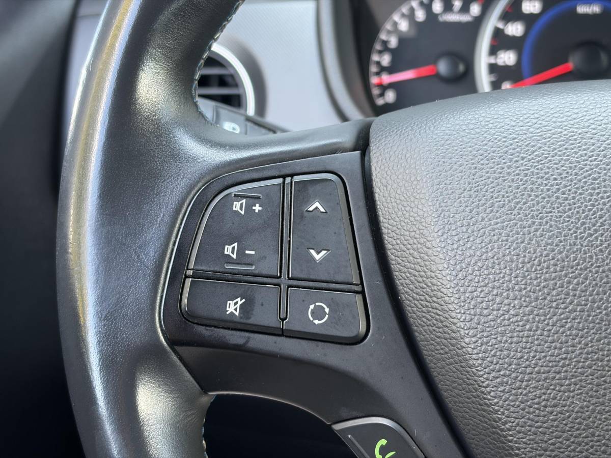 Hyundai i10 Hyundai i10 1.0i i-Motion Go! 2016 ✓Navi✓Clima✓Cruise✓Recent beurt gehad✓2eEigenaar✓5 Deurs✓N.A.P✓Weinig km✓Zeer Zuinig✓Apk tot 03-2027