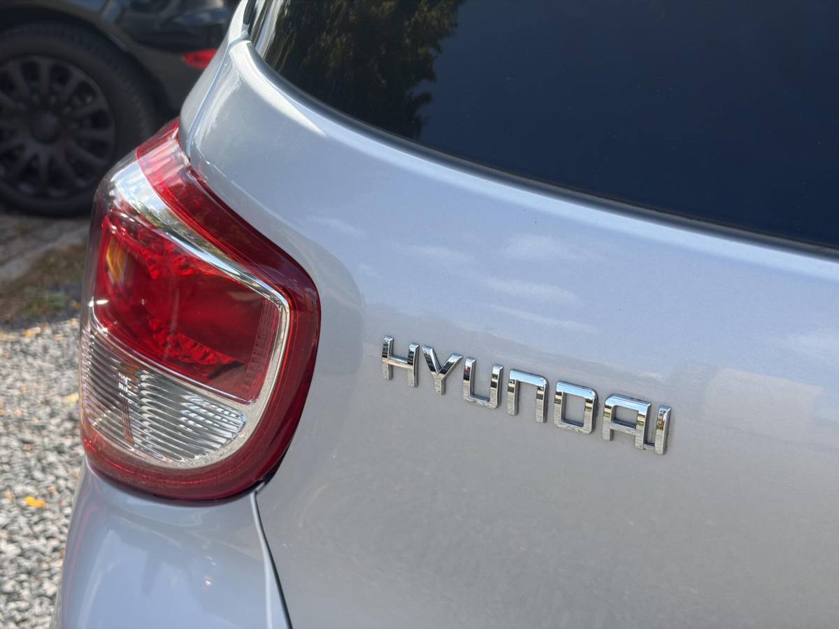 Hyundai i10 Hyundai i10 1.0i i-Motion Go! 2016 ✓Navi✓Clima✓Cruise✓Recent beurt gehad✓2eEigenaar✓5 Deurs✓N.A.P✓Weinig km✓Zeer Zuinig✓Apk tot 03-2027