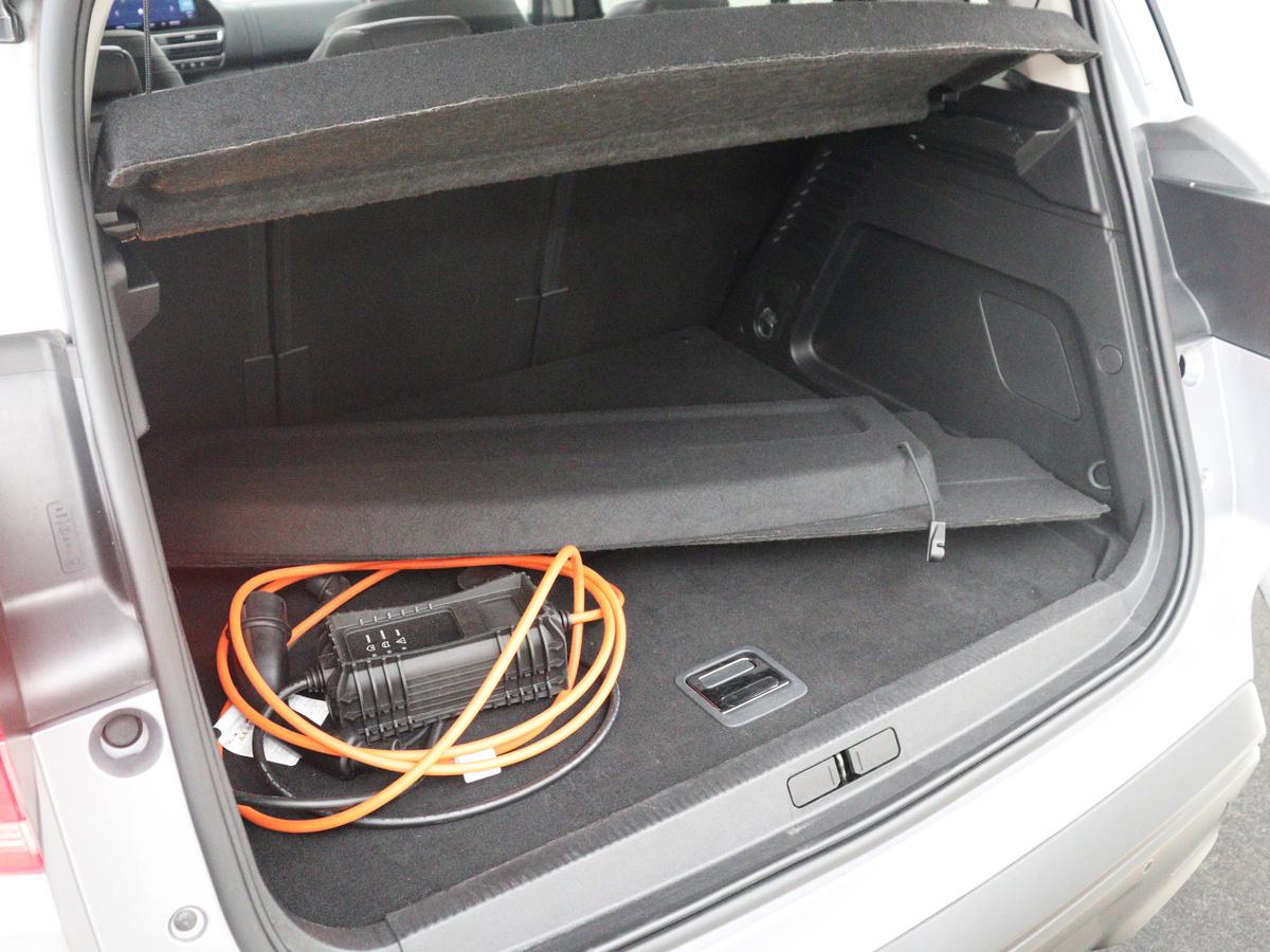 Citroën C5 Aircross Citroen C5 Aircross 1.6 Plug-in Hybrid 225 Business Plus | SOH 98,1 | Panoramdak | Leder | Adaptive cruise | Stoelverwarming | 360 camera | Park assist | Carplay | Navigatie | Climate control