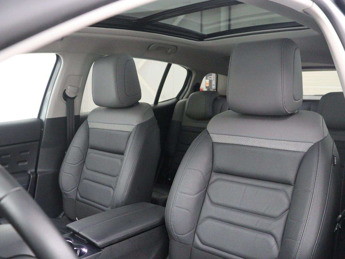 Citroën C5 Aircross Citroen C5 Aircross 1.6 Plug-in Hybrid 225 Business Plus | SOH 98,1 | Panoramdak | Leder | Adaptive cruise | Stoelverwarming | 360 camera | Park assist | Carplay | Navigatie | Climate control