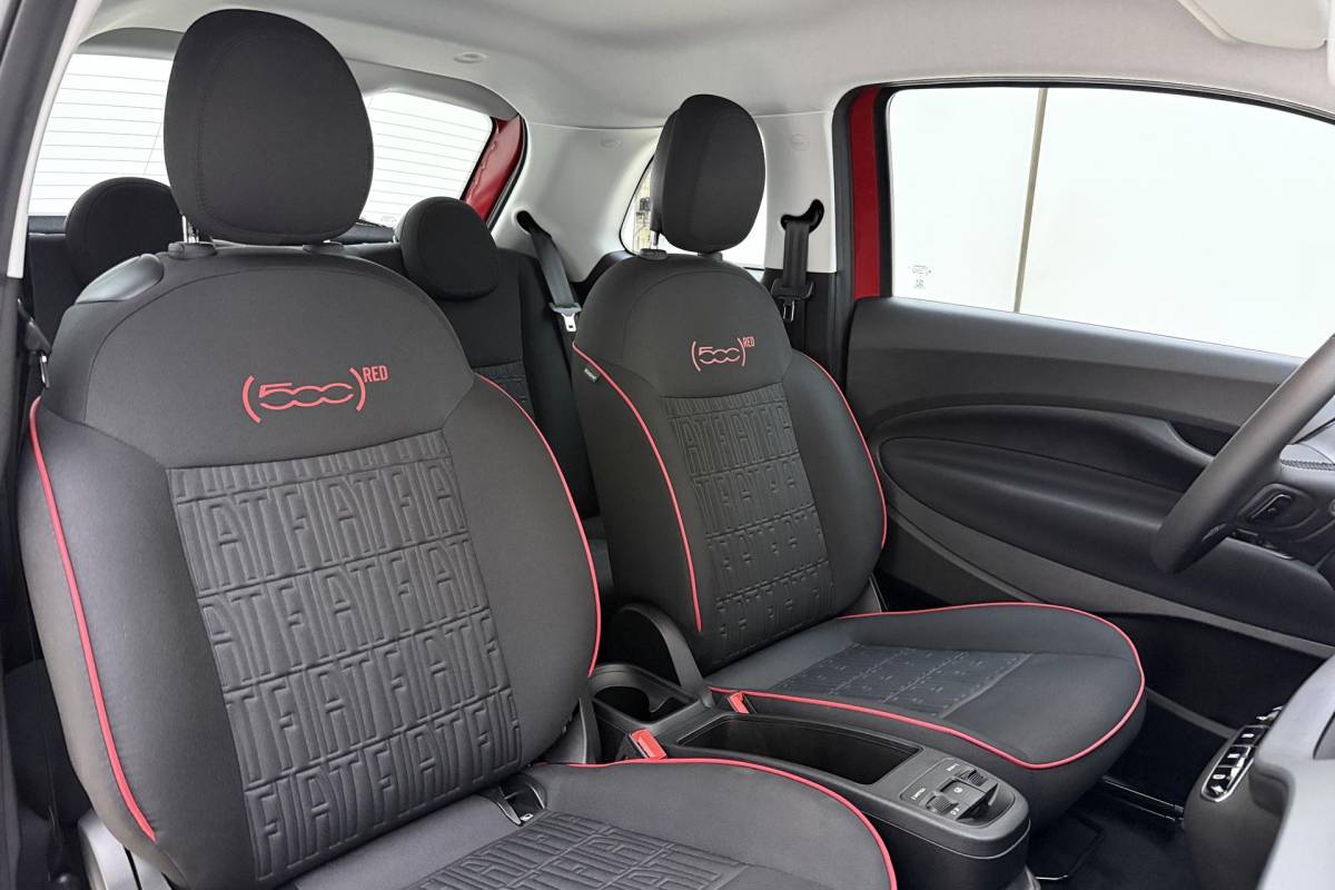 Fiat 500 Fiat 500 RED 24 kWh | Navigatie | Climate control | Weinig kilometers | Keyless start | Cruise control | 100%  Elektrisch