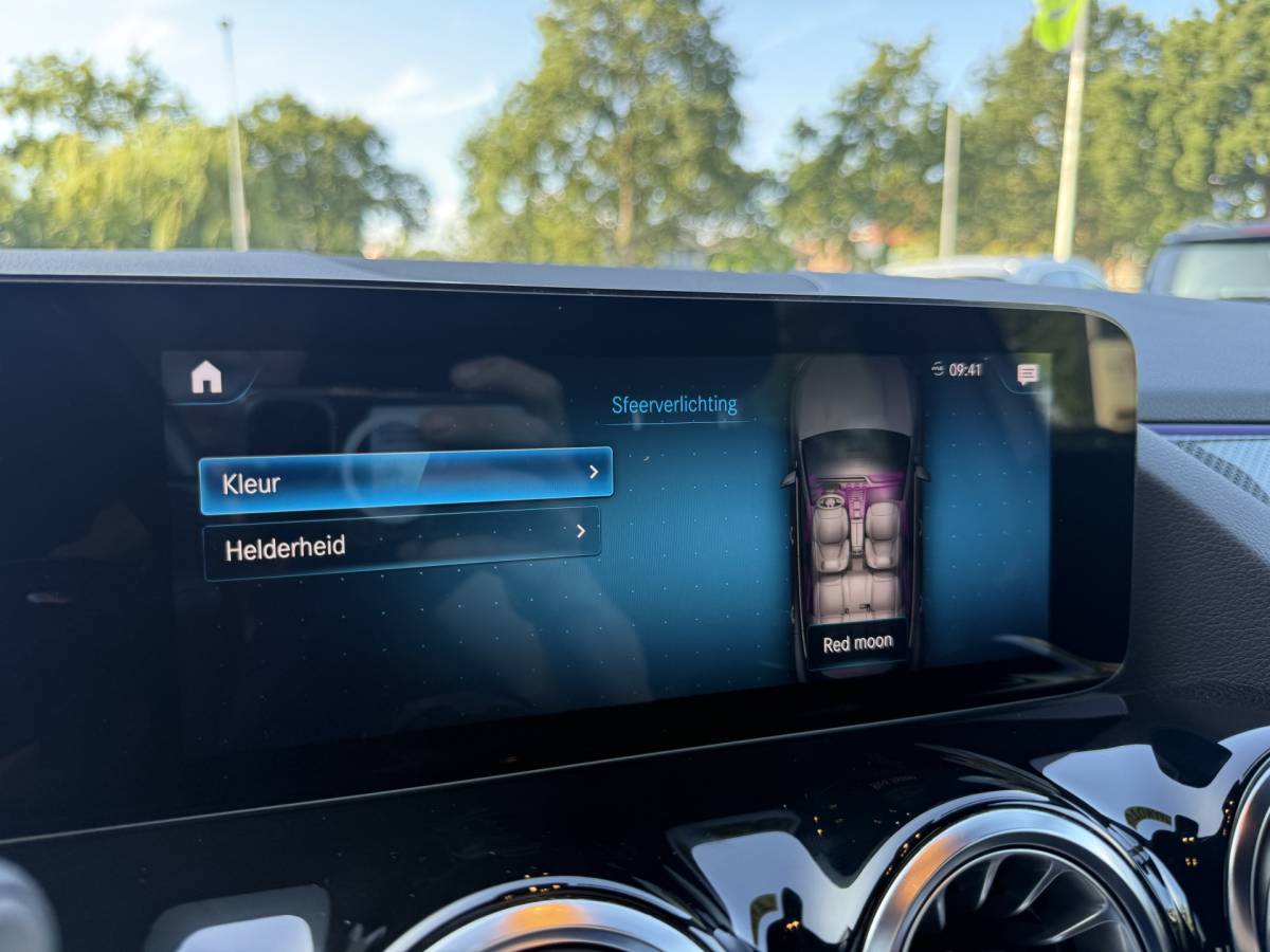 Mercedes-Benz GLA Mercedes-Benz GLA-klasse 250 e Business Solution AMG Limited | AUTOMAAT | TREKHAAK | CAMERA | SFEERVERL. | NAVI | CRUISE |