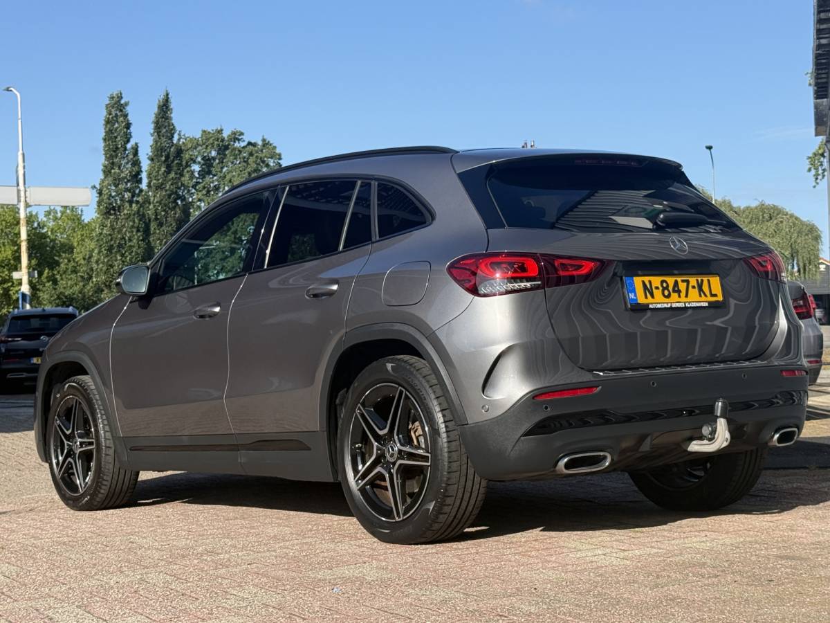 Mercedes-Benz GLA Mercedes-Benz GLA-klasse 250 e Business Solution AMG Limited | AUTOMAAT | TREKHAAK | CAMERA | SFEERVERL. | NAVI | CRUISE |
