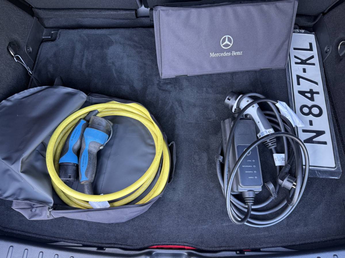 Mercedes-Benz GLA Mercedes-Benz GLA-klasse 250 e Business Solution AMG Limited | AUTOMAAT | TREKHAAK | CAMERA | SFEERVERL. | NAVI | CRUISE |