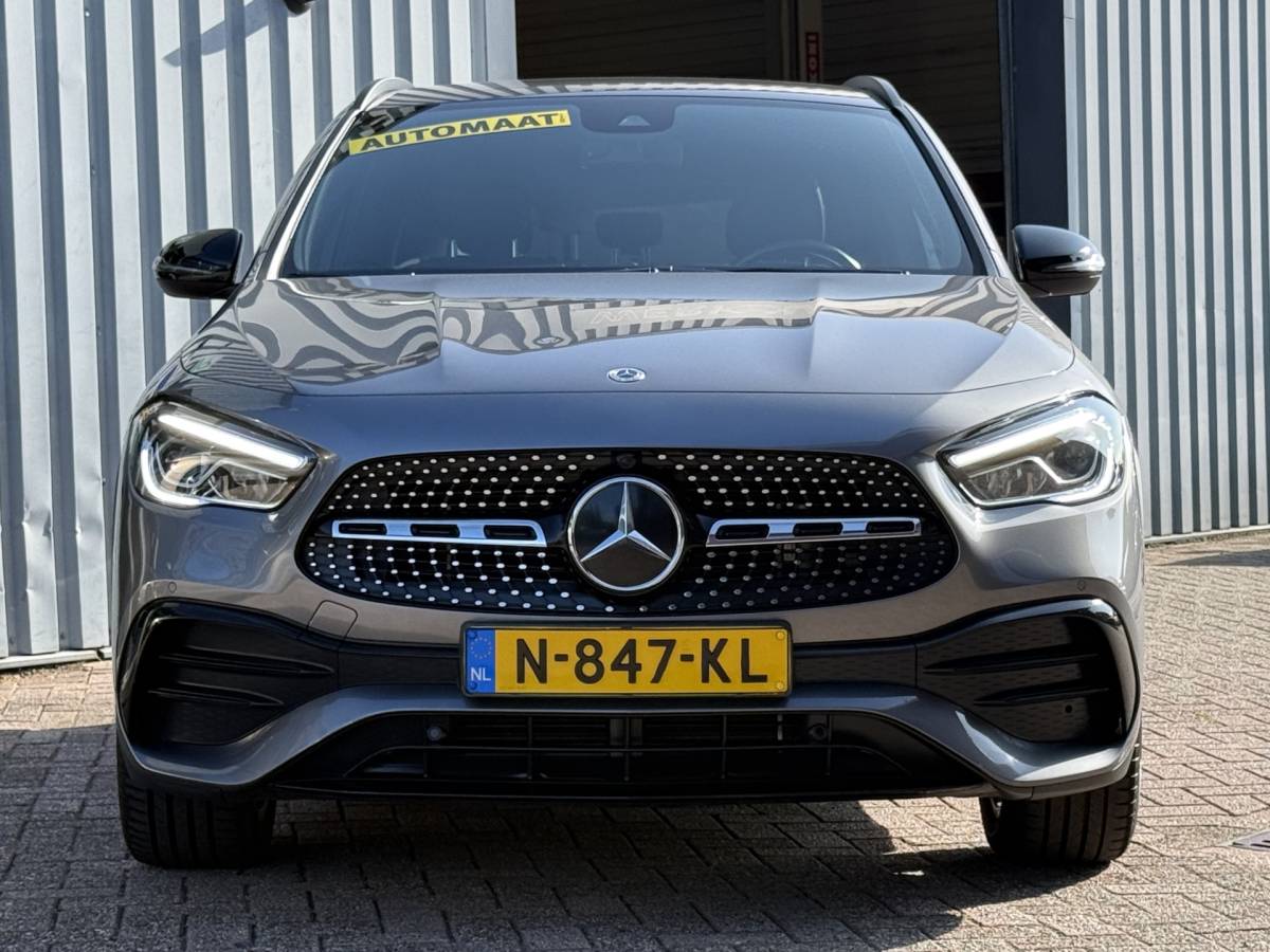 Mercedes-Benz GLA Mercedes-Benz GLA-klasse 250 e Business Solution AMG Limited | AUTOMAAT | TREKHAAK | CAMERA | SFEERVERL. | NAVI | CRUISE |