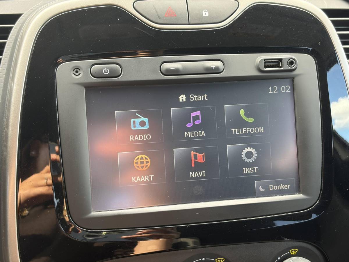 Renault Captur Renault Captur 0.9 TCe Expression ✓1e Eigenaar✓Recent beurt gehad✓Dealer Onderhouden✓Navi✓Keyless✓Lm velgen✓Airco✓Cruise✓Pdc✓N.A.P✓Apk tot 08-2027