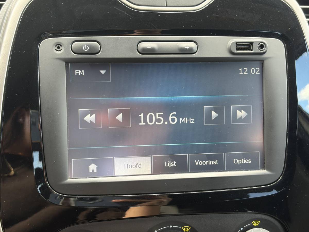 Renault Captur Renault Captur 0.9 TCe Expression ✓1e Eigenaar✓Recent beurt gehad✓Dealer Onderhouden✓Navi✓Keyless✓Lm velgen✓Airco✓Cruise✓Pdc✓N.A.P✓Apk tot 08-2027