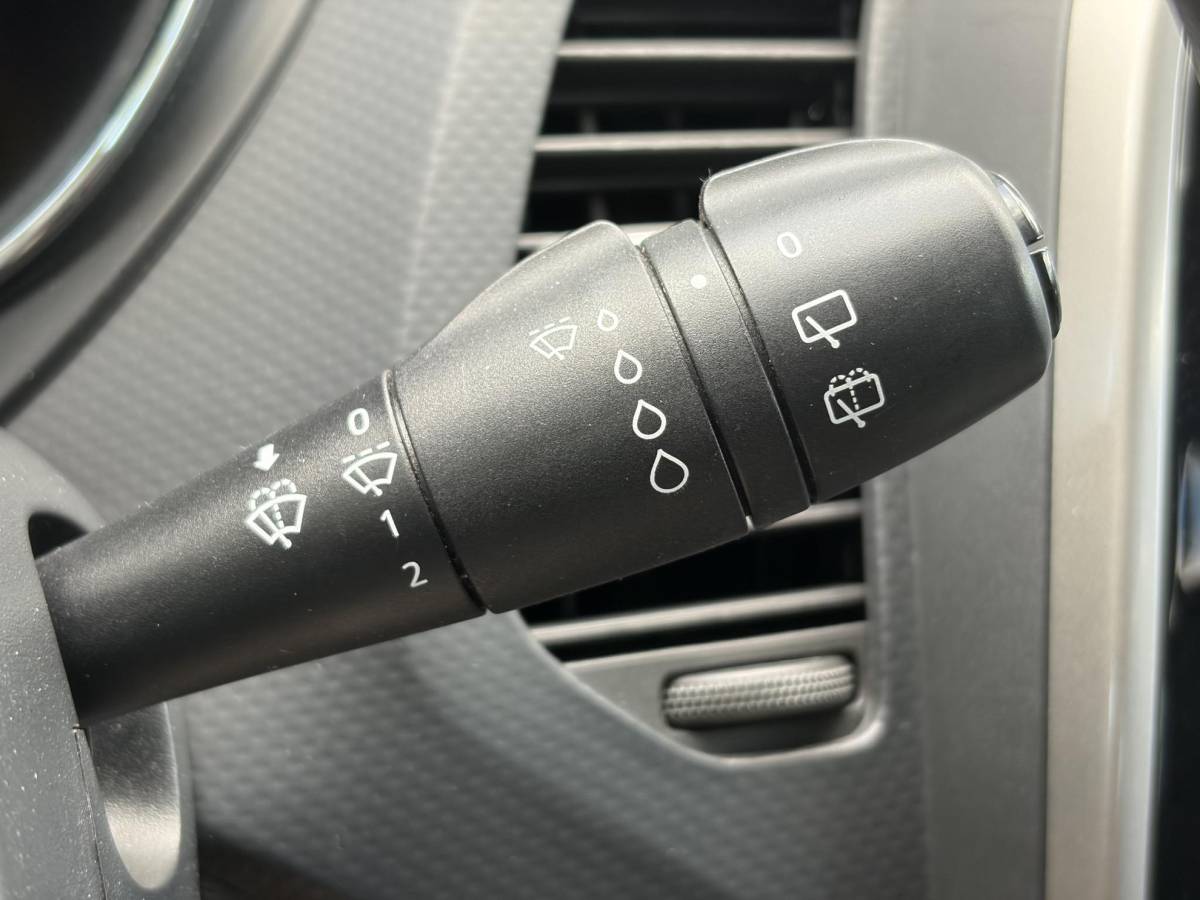Renault Captur Renault Captur 0.9 TCe Expression ✓1e Eigenaar✓Recent beurt gehad✓Dealer Onderhouden✓Navi✓Keyless✓Lm velgen✓Airco✓Cruise✓Pdc✓N.A.P✓Apk tot 08-2027