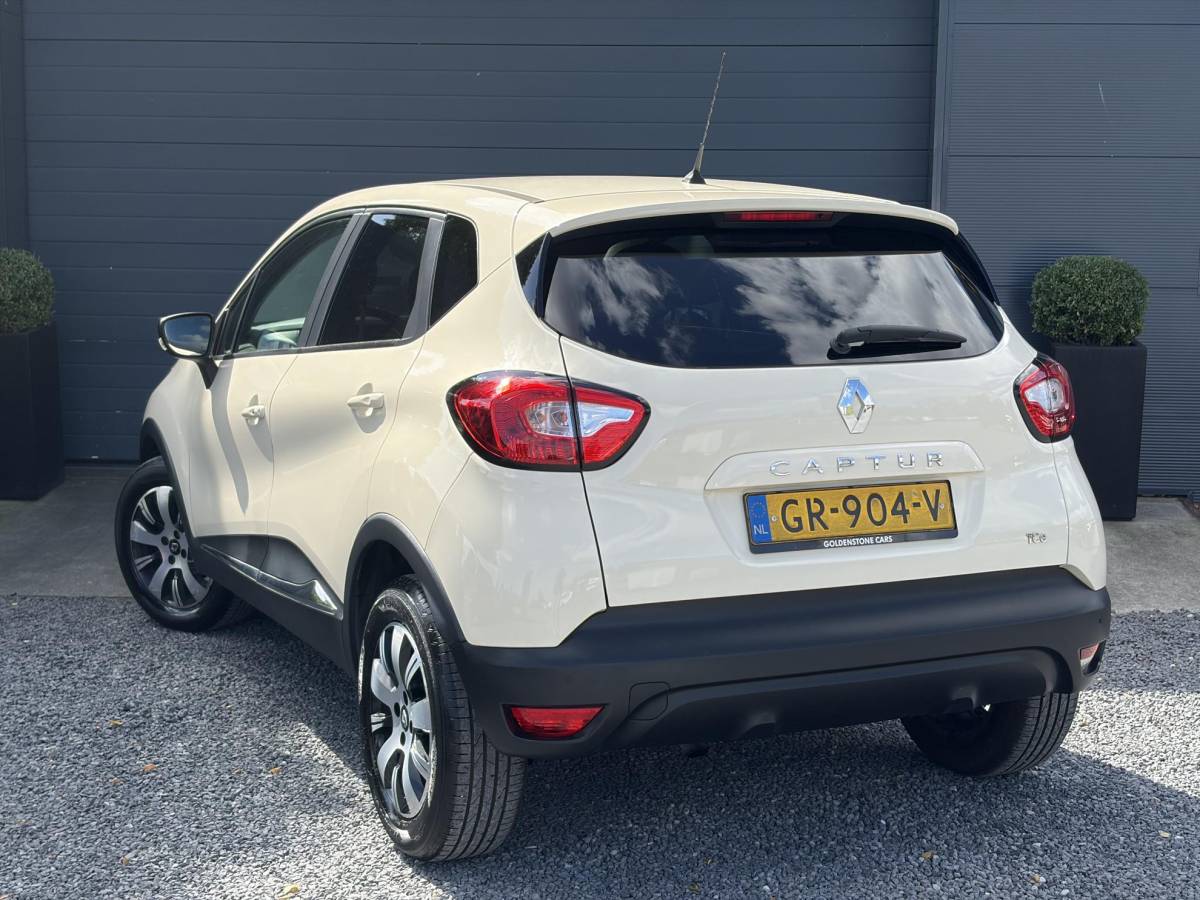 Renault Captur Renault Captur 0.9 TCe Expression ✓1e Eigenaar✓Recent beurt gehad✓Dealer Onderhouden✓Navi✓Keyless✓Lm velgen✓Airco✓Cruise✓Pdc✓N.A.P✓Apk tot 08-2027