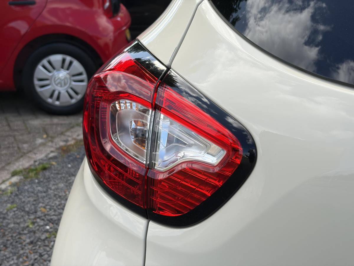Renault Captur Renault Captur 0.9 TCe Expression ✓1e Eigenaar✓Recent beurt gehad✓Dealer Onderhouden✓Navi✓Keyless✓Lm velgen✓Airco✓Cruise✓Pdc✓N.A.P✓Apk tot 08-2027