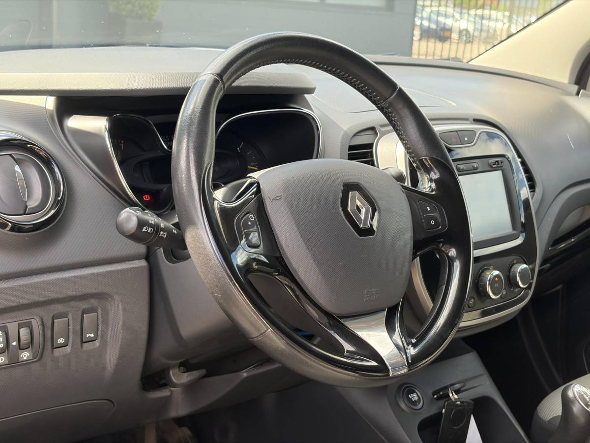 Renault Captur Renault Captur 0.9 TCe Expression ✓1e Eigenaar✓Recent beurt gehad✓Dealer Onderhouden✓Navi✓Keyless✓Lm velgen✓Airco✓Cruise✓Pdc✓N.A.P✓Apk tot 08-2027