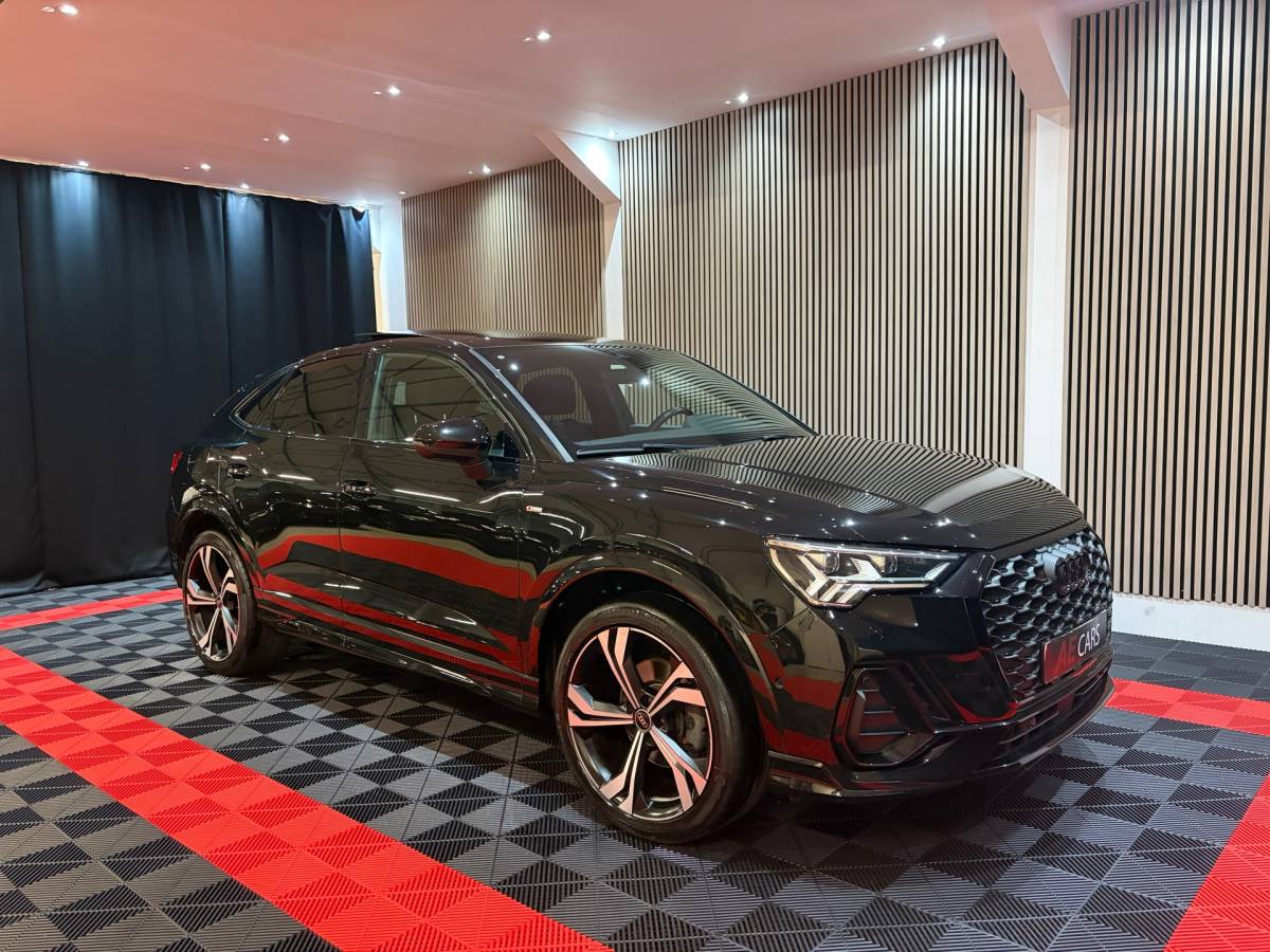 Audi Q3 Audi Q3 Sportback 35 TFSI S edition 3xS-line Pano Camera Face-lift Virtual Matrix Led